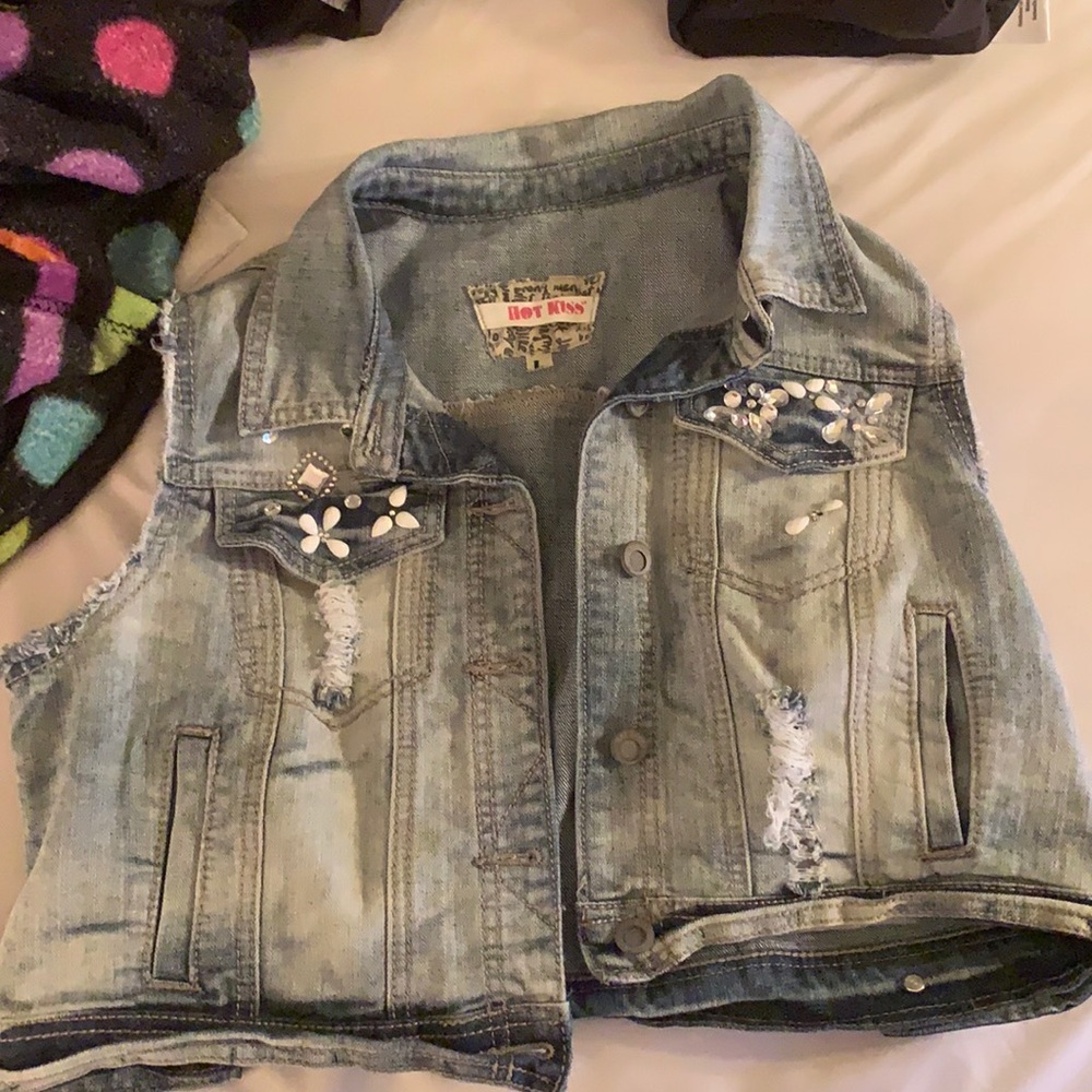 Jean Vest